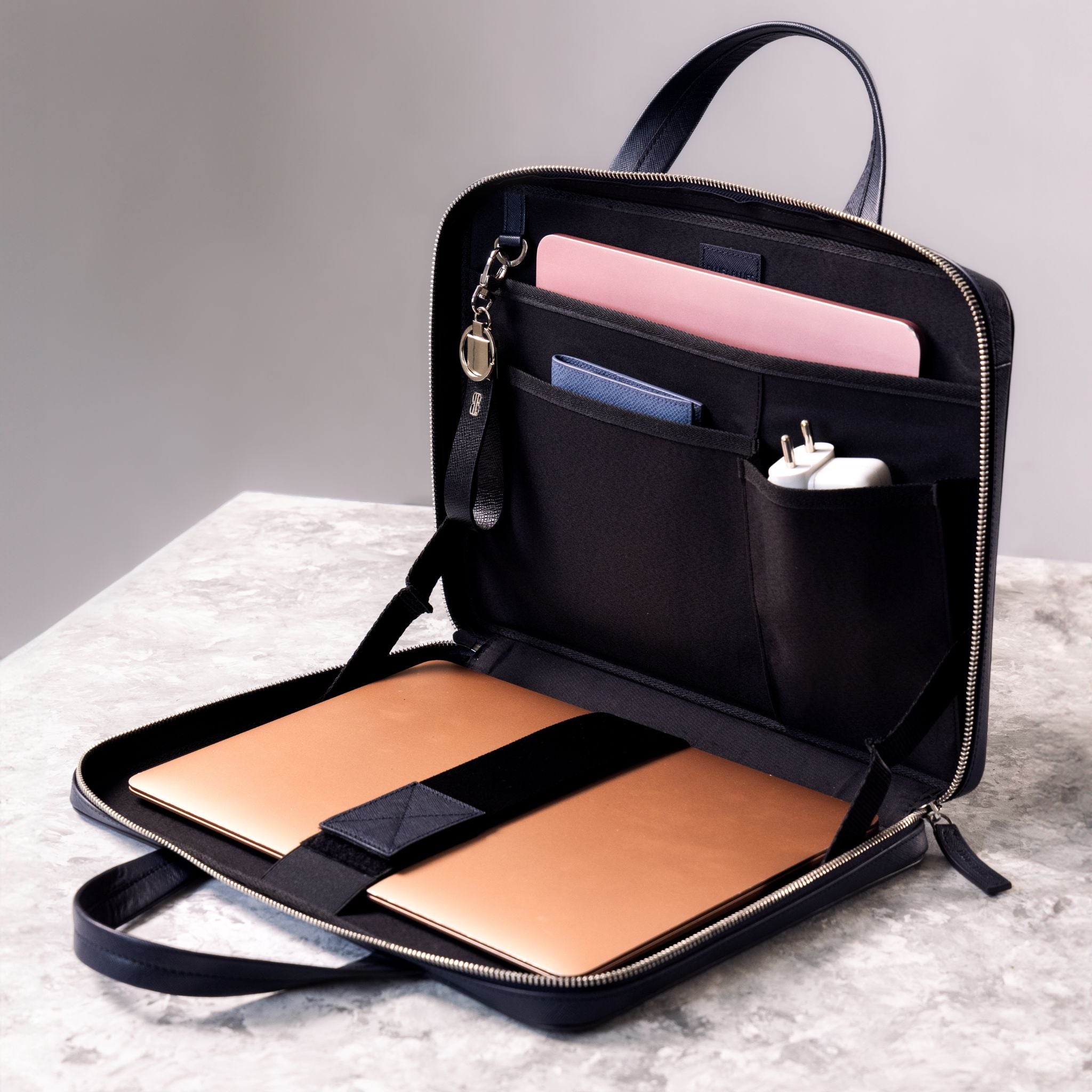 The Ace 14 " Case